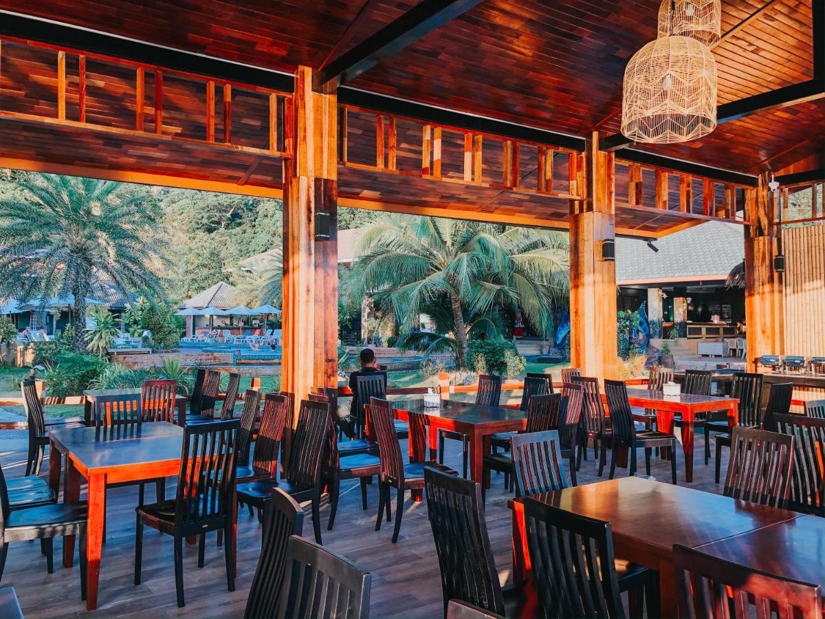 U Rip Resort Phi Phi Hotel Zewnętrze zdjęcie
